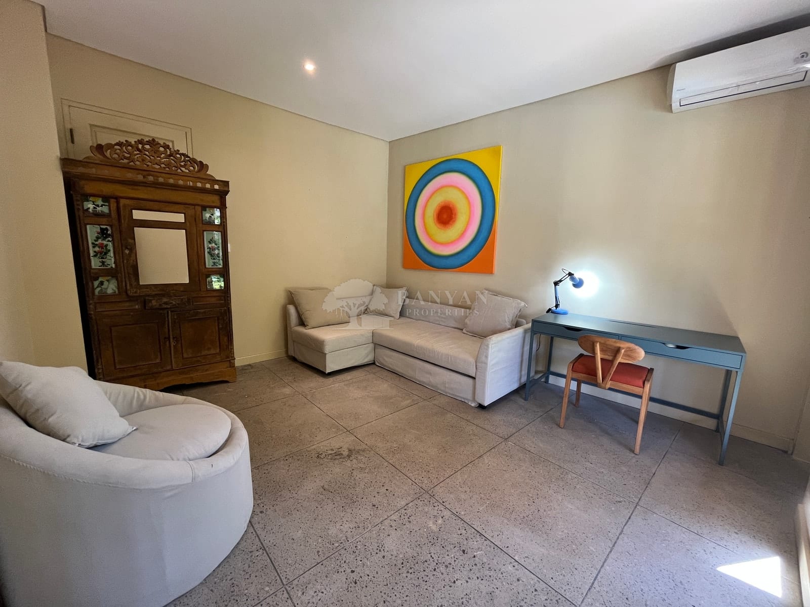 Rumah Gerbang Biru Downstairs — photo 6 of 18