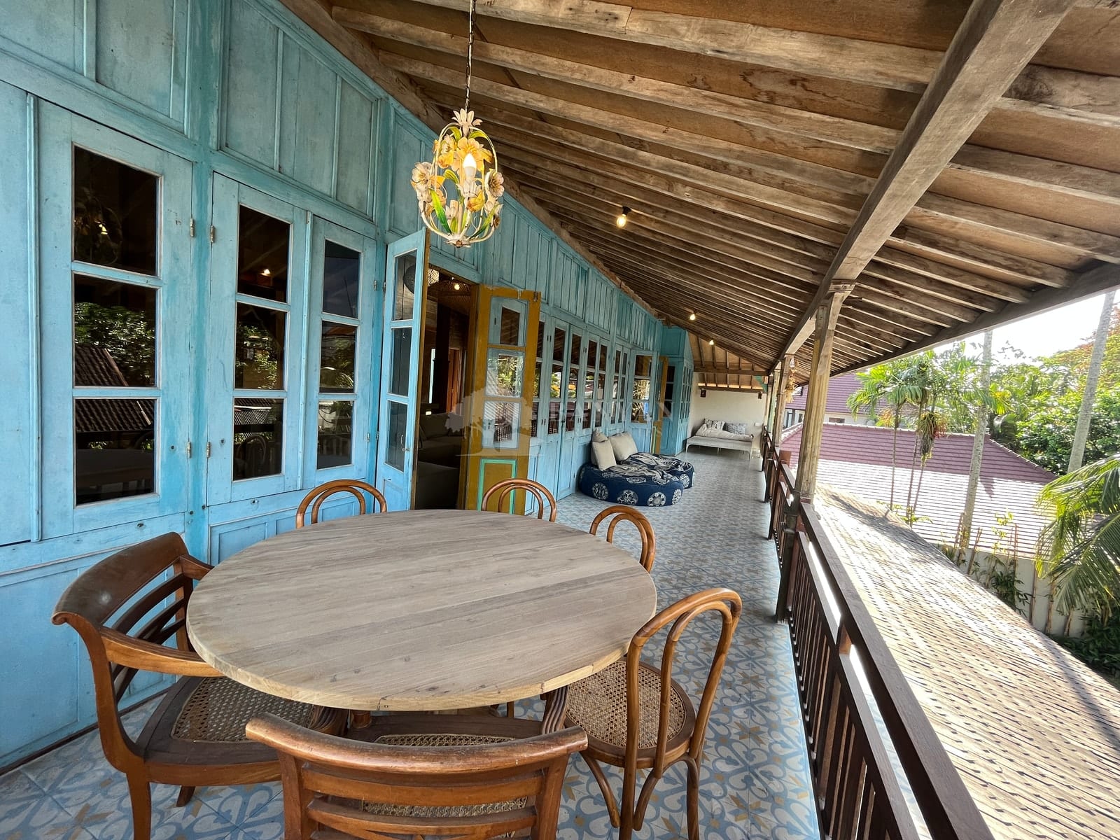 Rumah Gerbang Biru Upstairs