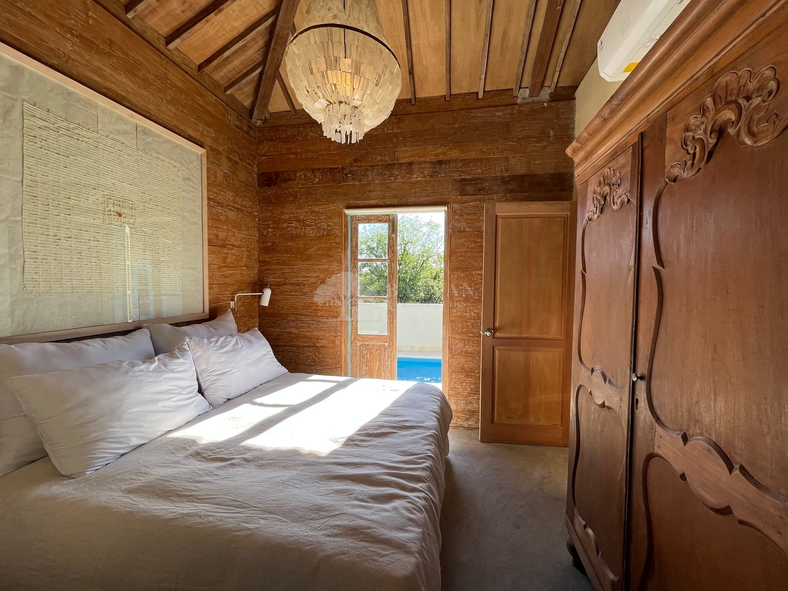 Rumah Gerbang Biru Upstairs — photo 6 of 25