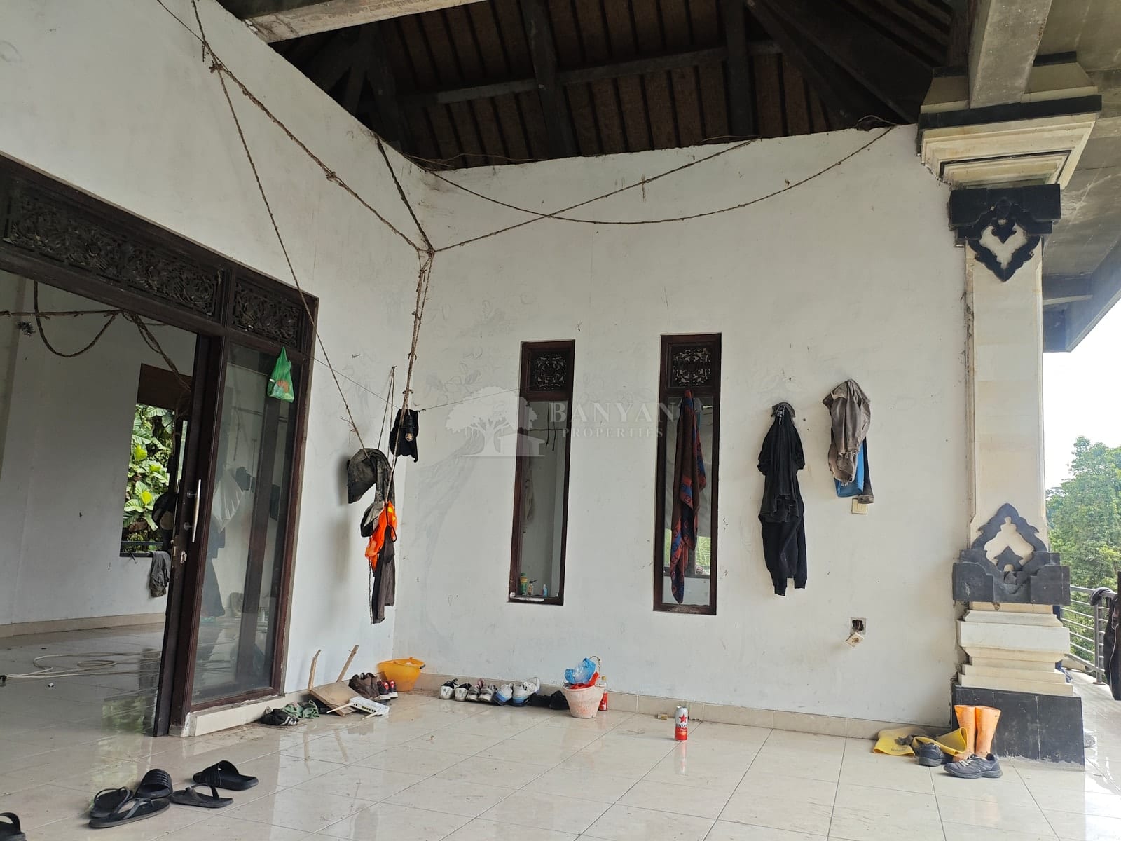 Rare 3-Storey Heritage Cottage for Sale with Jungle Views and Balinese Character — photo 11 of 18