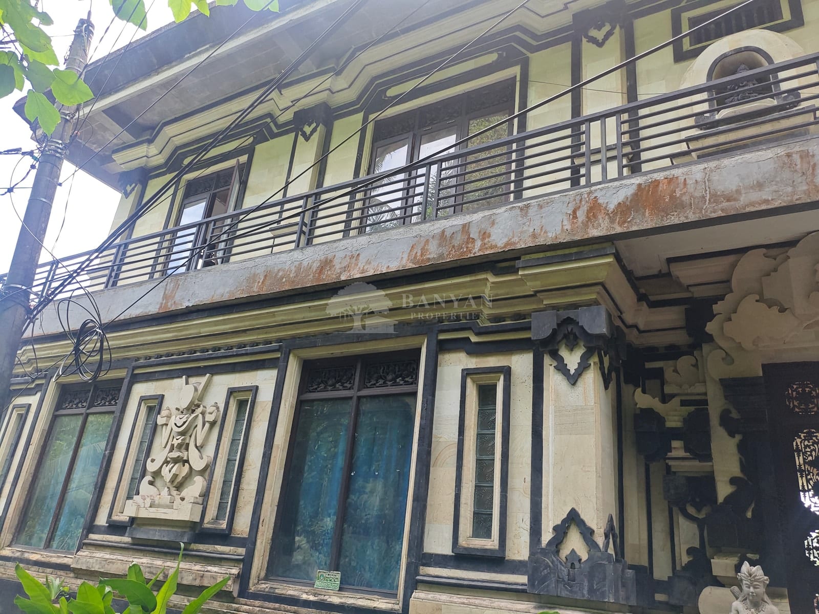 Rare 3-Storey Heritage Cottage for Sale with Jungle Views and Balinese Character — photo 3 of 18