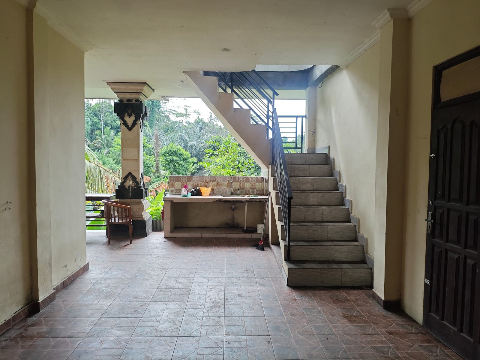 Rare 3-Storey Heritage Cottage for Sale with Jungle Views and Balinese Character — photo 6 of 18