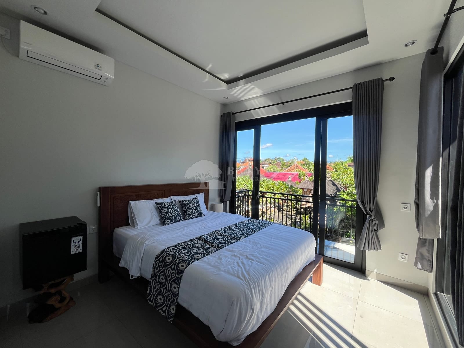 Jambul Room upstairs